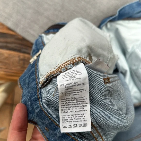 Madewell Women's Classic Straight Cotton Jeans Corrie Wash Step-Hem(Size 29) - Picture 6 of 9